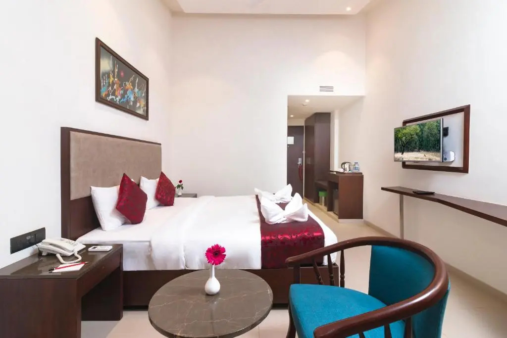 7 Apple Resort Lonavala
