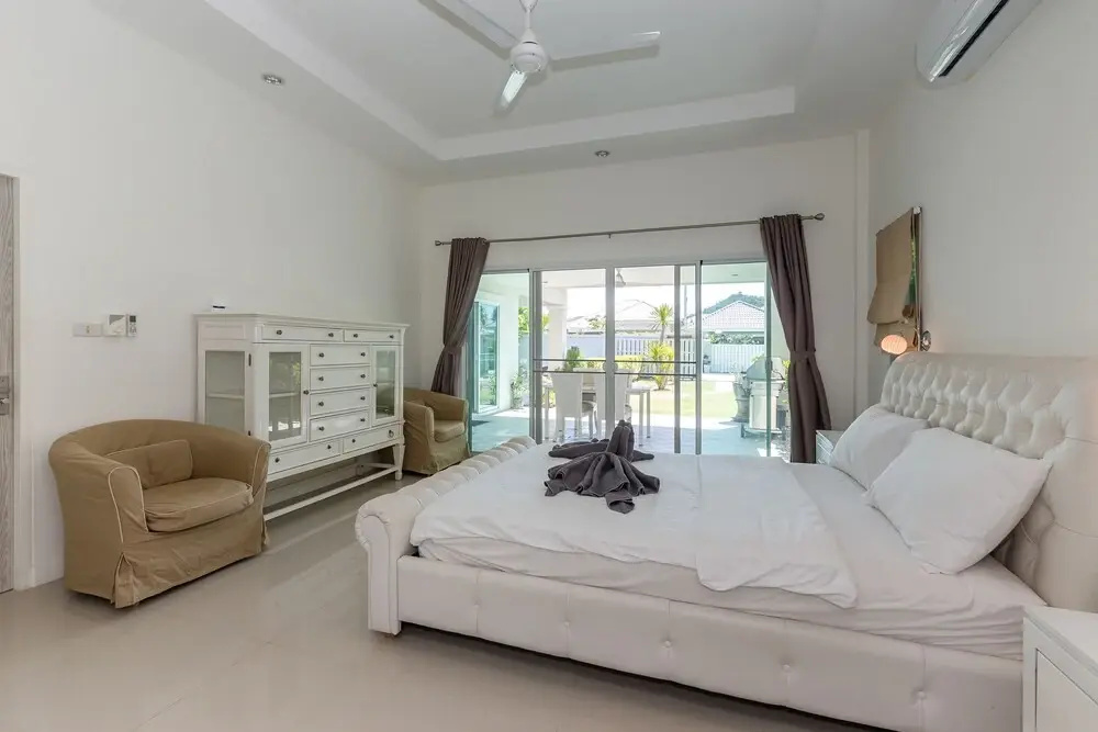 Pool Villa With 3 Bedrooms L55