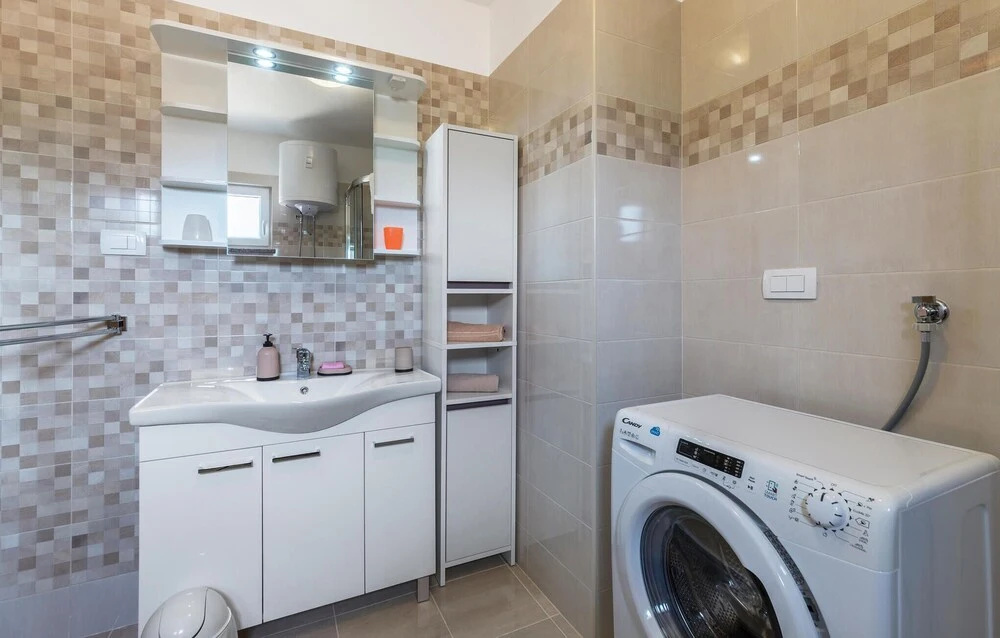 2 Bedroom Nice Home In Krnica