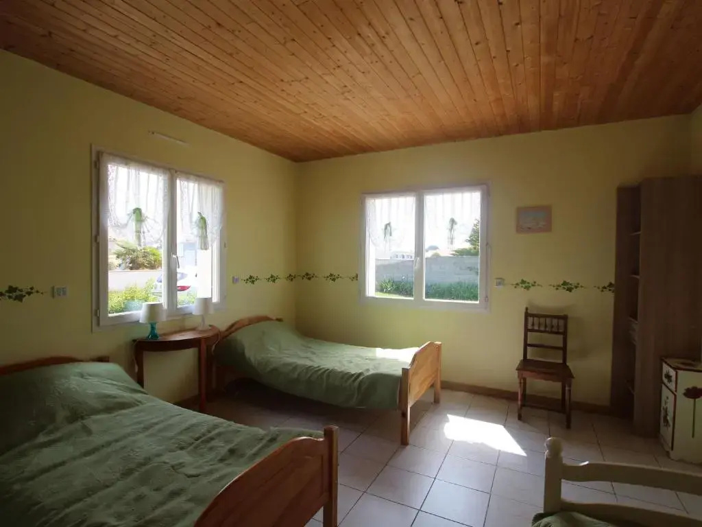 Maison indépendante avec jardin et BBQ, 3 chambres, proche des oiseaux du Marais - FR-1-426-95