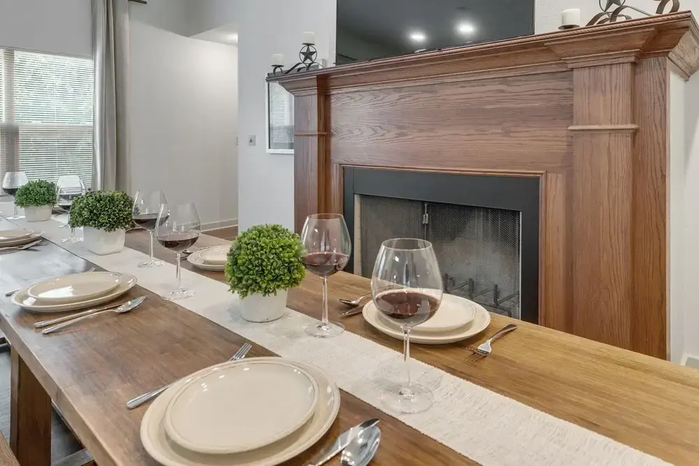 Luxury Haus Near Main St W/pool & Fire Pit
