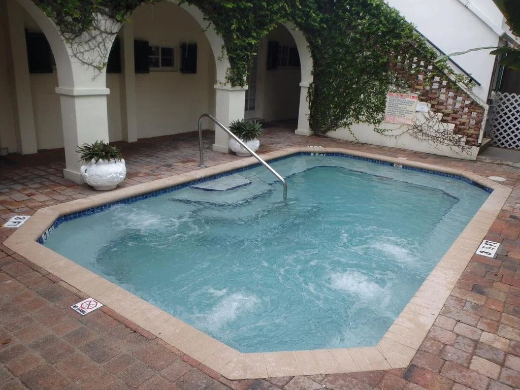 Courtyard Villa Hotel