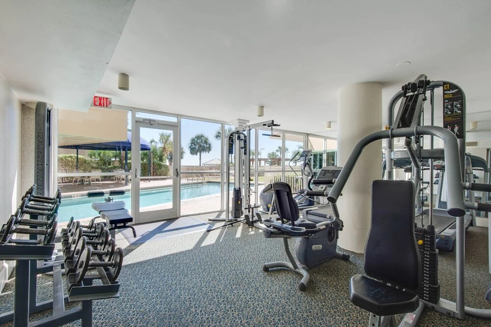 Gulf-front Gem: Lake Views, Beach Access & 3 Pools 2 Bedroom Condo