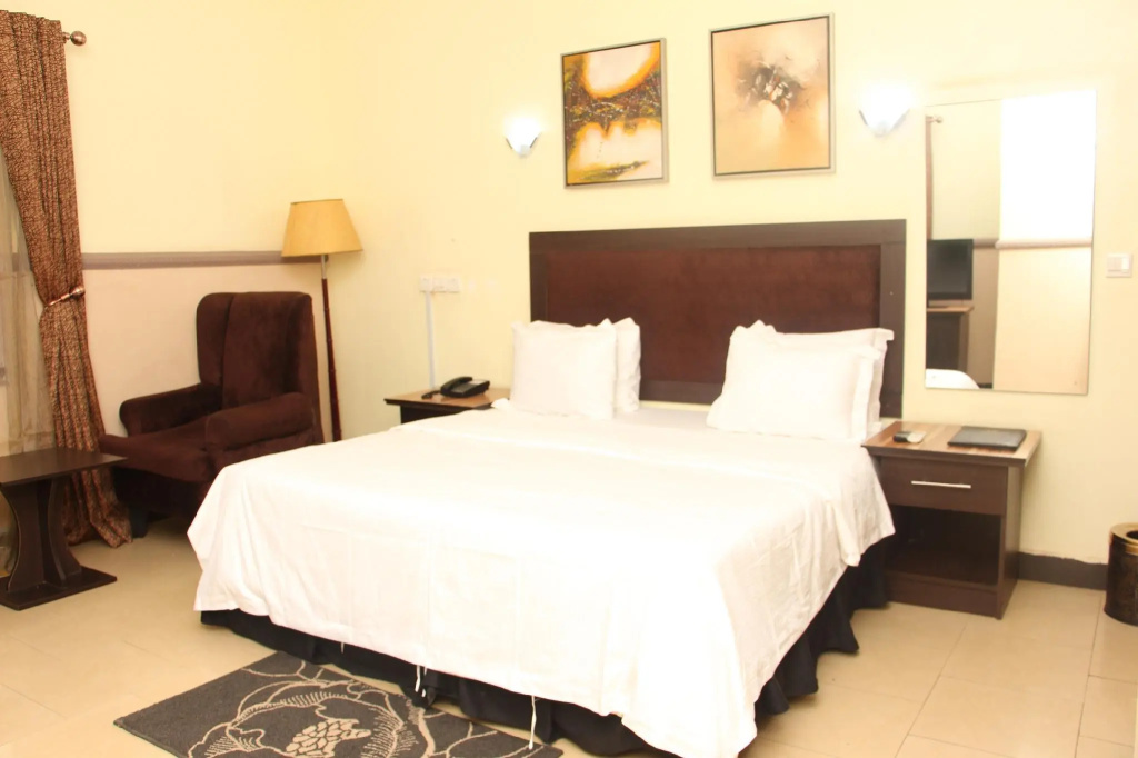 Trafford Hotel