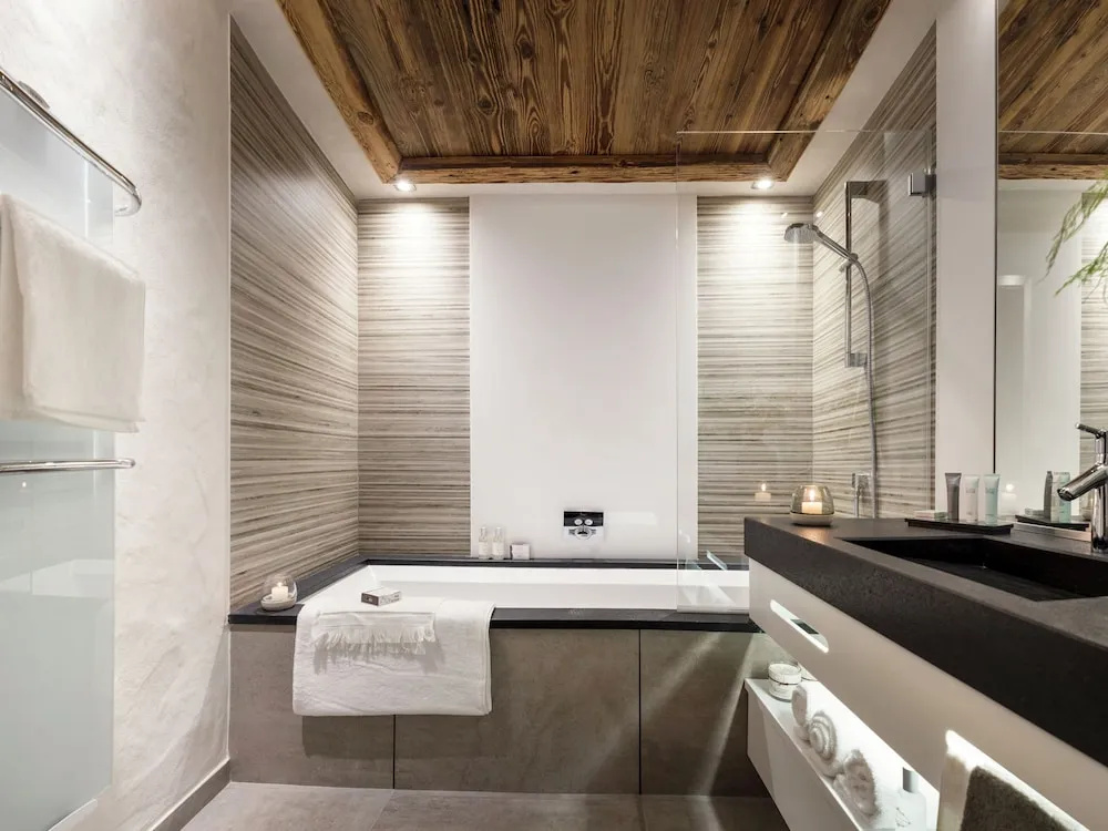 Rustic Apartment With Dishwasher, 150 m. From the Cableway