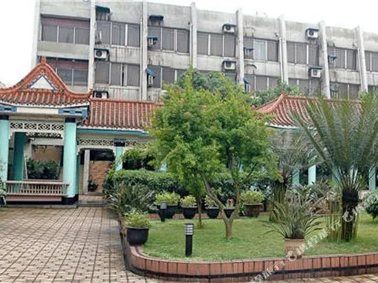 Jialing Hotel