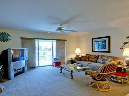 Tiffany Place 213