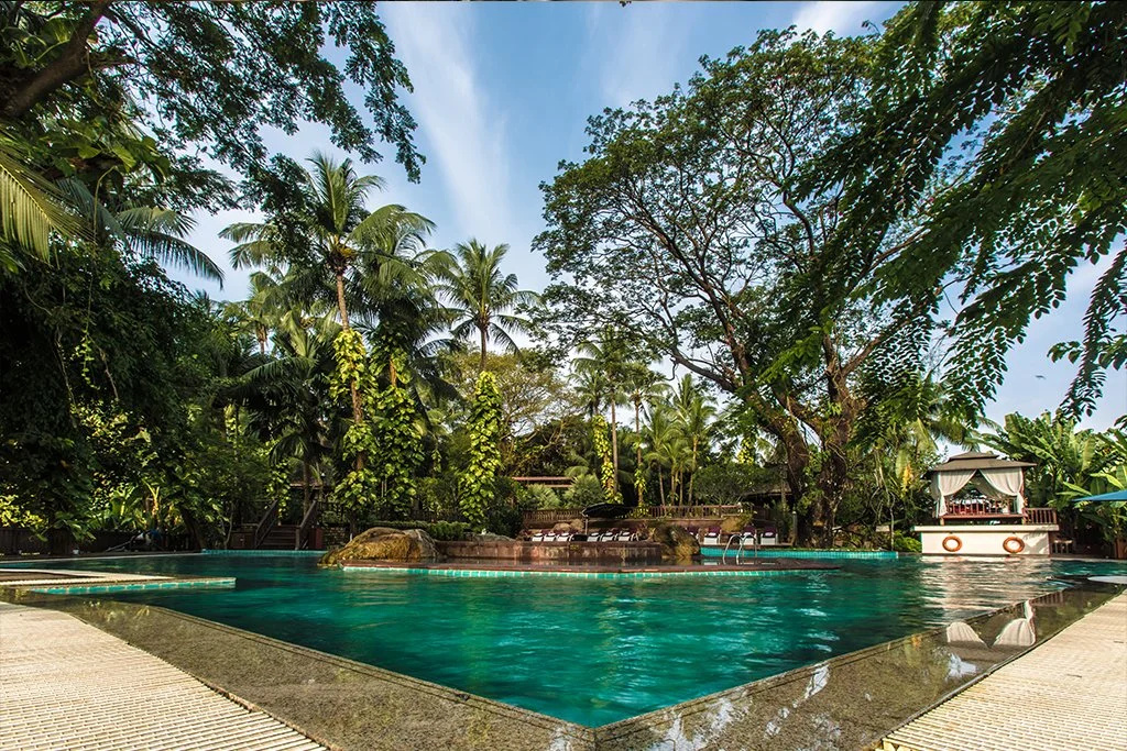 Kandawgyi Palace