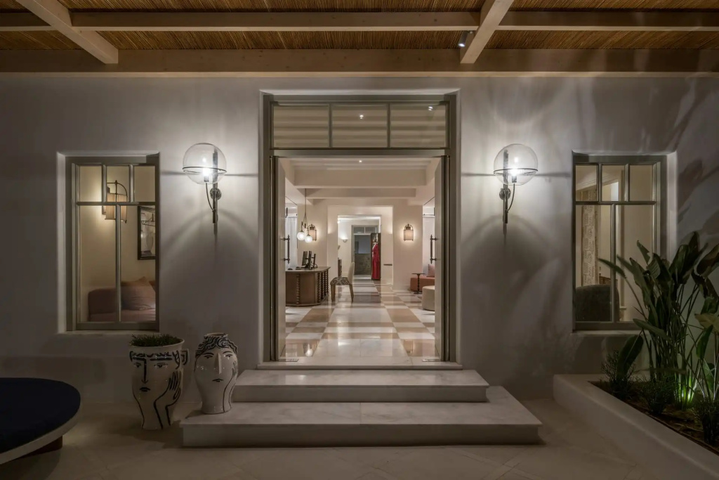 Cosme, a Luxury Collection Resort, Paros