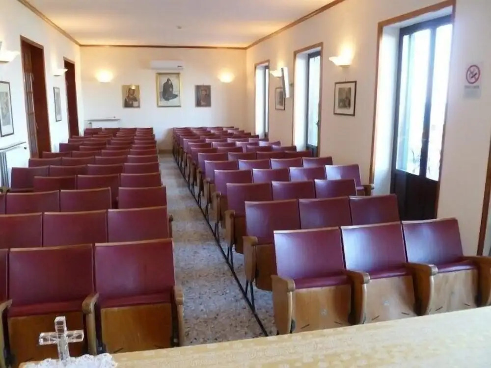 Ancelle Sorrento - Casa dAccoglienza