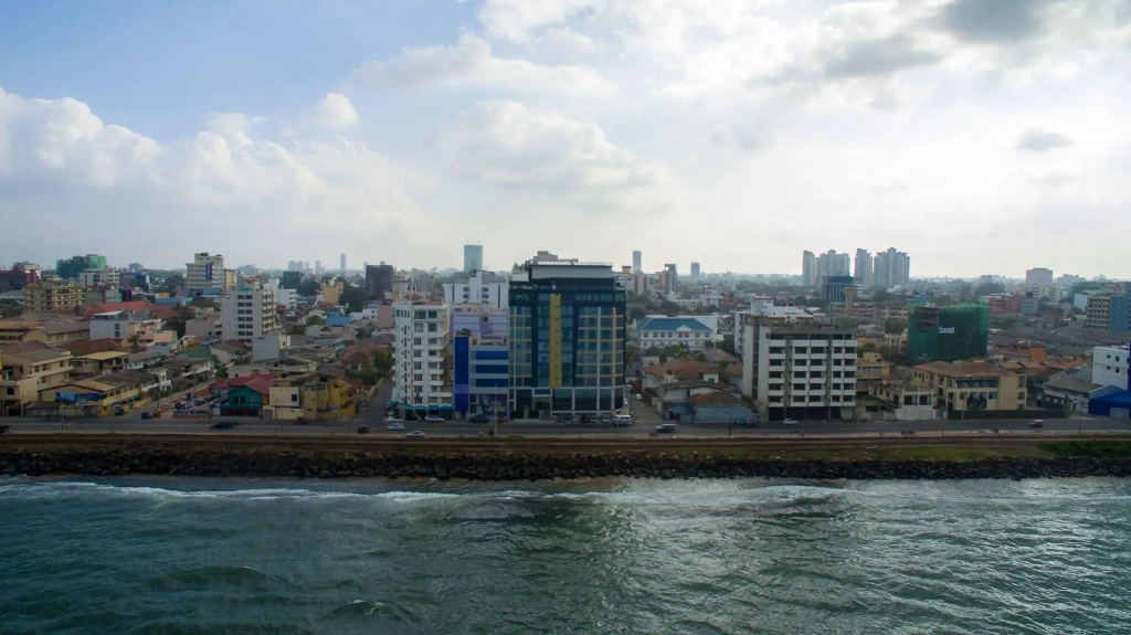 The Ocean Colombo - Guaranteed Sea View Rooms