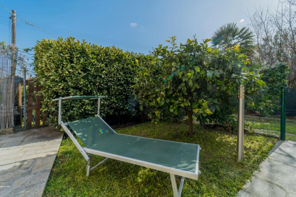 Limoncino in Marina di Campo with large outdoor spaces, garden and cycles for guests-IL LIMONCINO