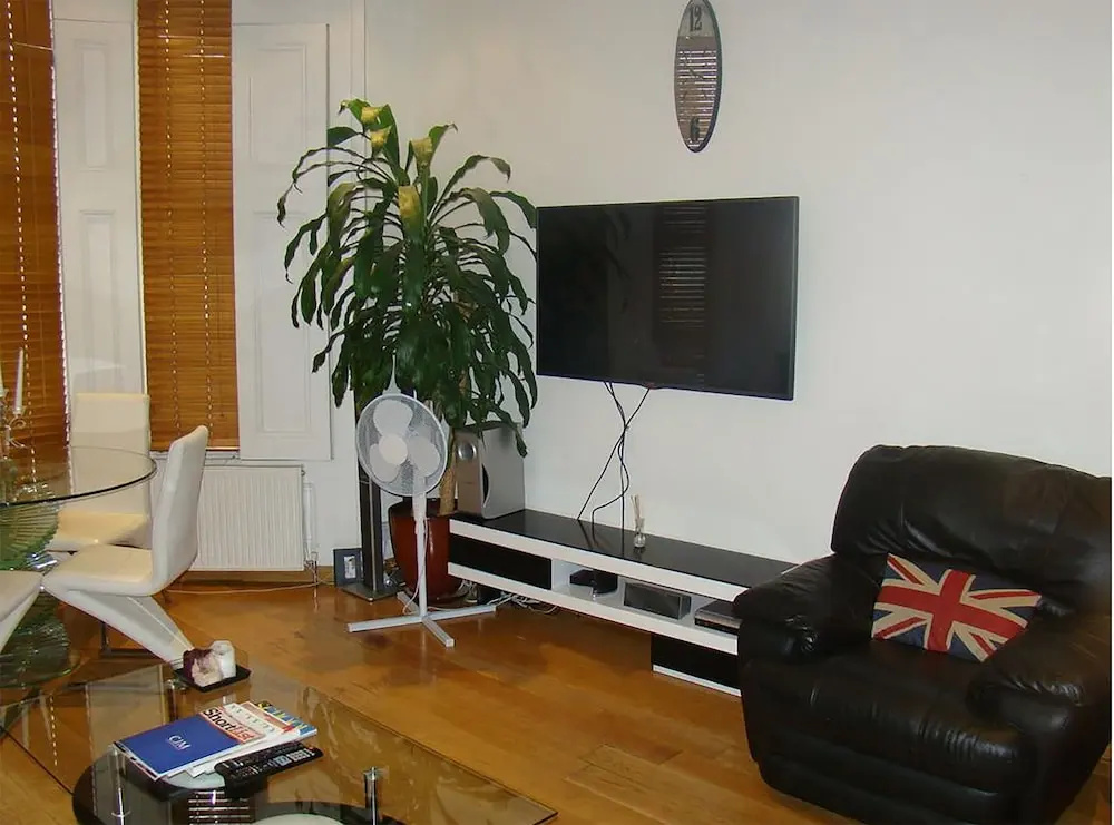 Kensington Rooms  Apartments