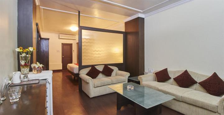 Bloom Hotel - Juhu