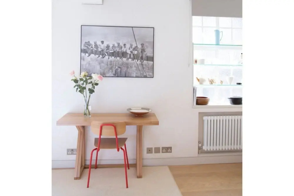 Light and Functional Flat in Chelsea/by Kings Road
