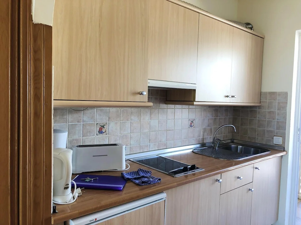 Studio in Costa del Silencio, With Wonderful sea View, Shared Pool, Furnished Terrace - 1 km From the Beach