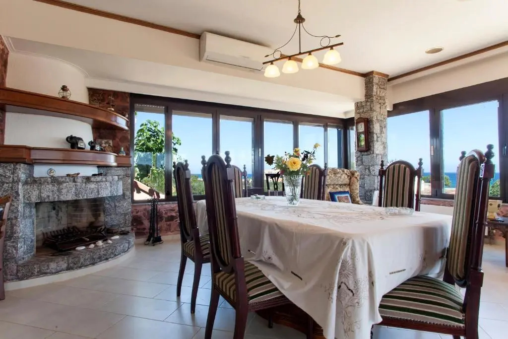 Villa Antikleia