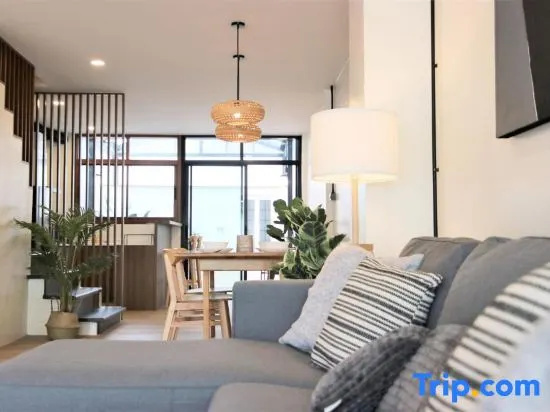 Private Cozy Townhouse Near Lanmuang Village