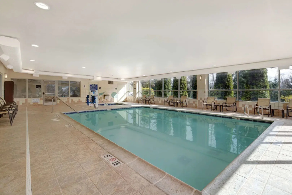 Hampton Inn & Suites Seattle/Federal Way