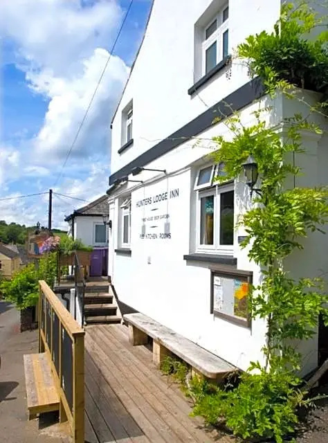 Hunters Lodge Inn