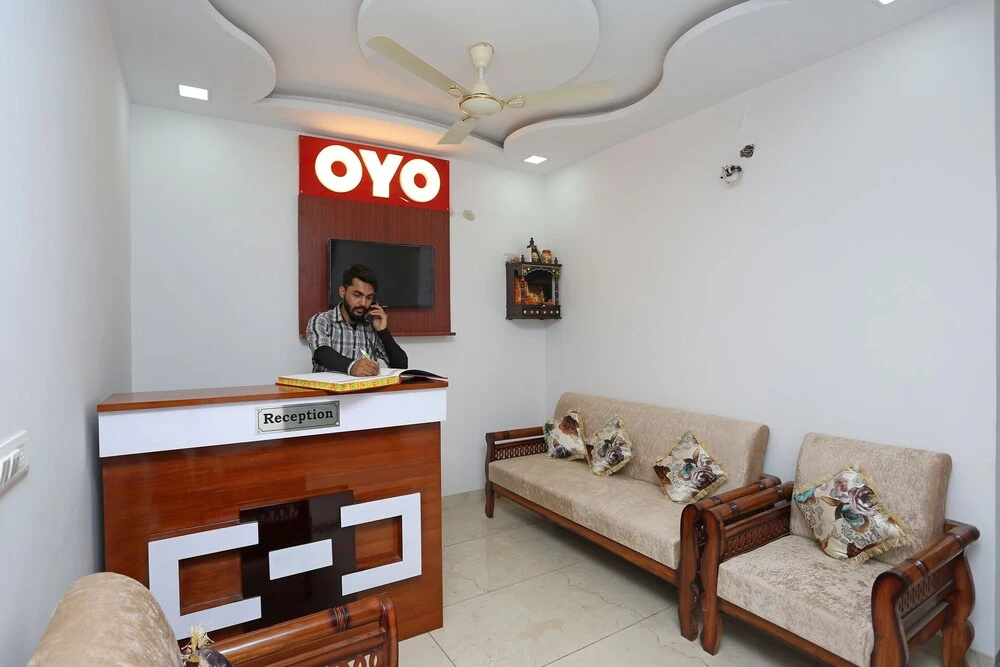 OYO 14384 Luxury residency