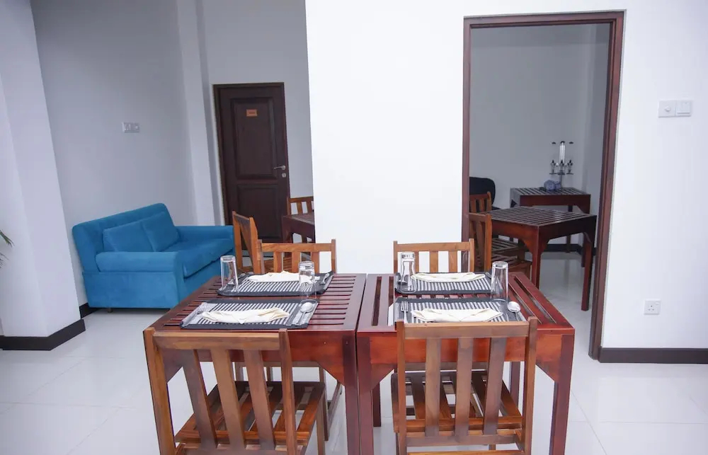 Sea Cloud Dalawella by OYO Rooms