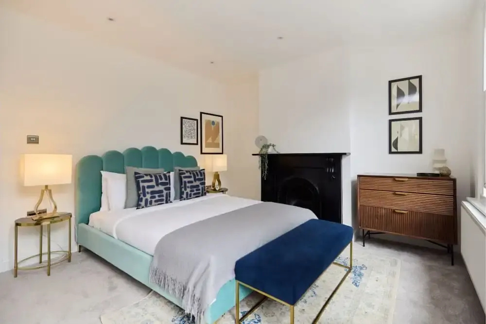 The Shepherd s Bush Wonder - Trendy 4bdr Home With Garden Terrace