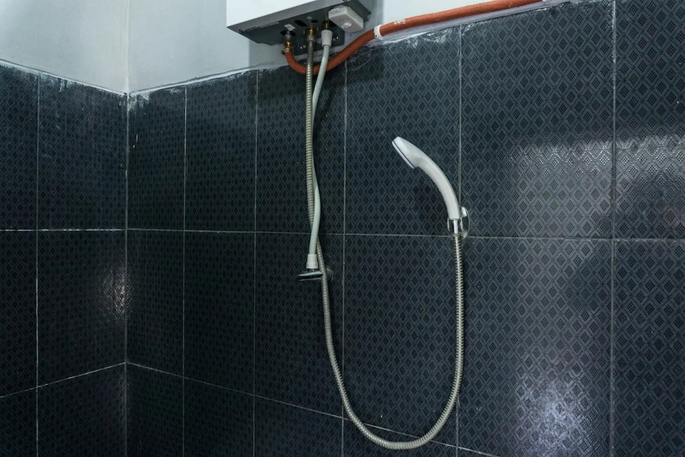 RedDoorz at Penginapan Hello Pacitan