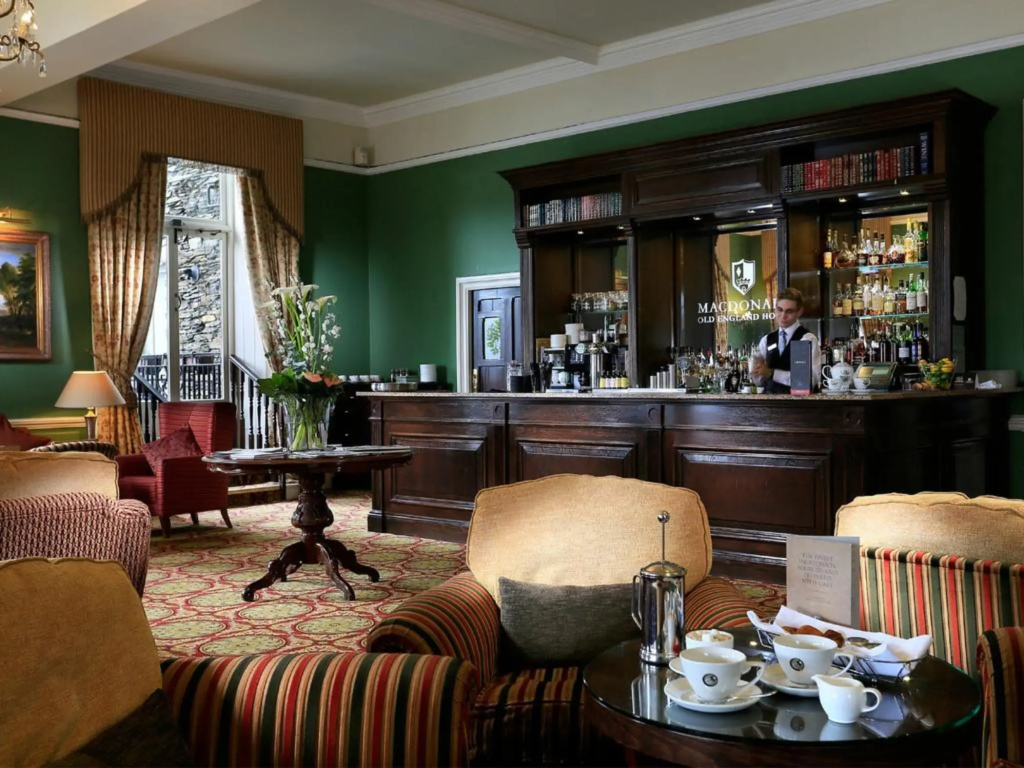 Macdonald Old England Hotel & Spa