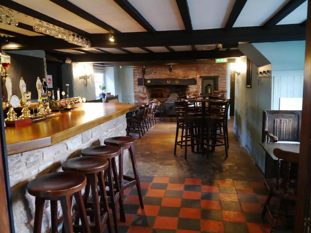 Garway Moon Inn