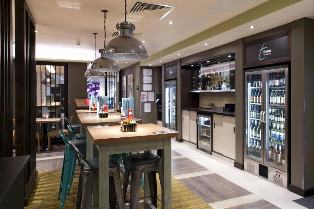 Premier Inn London Southgate Hotel