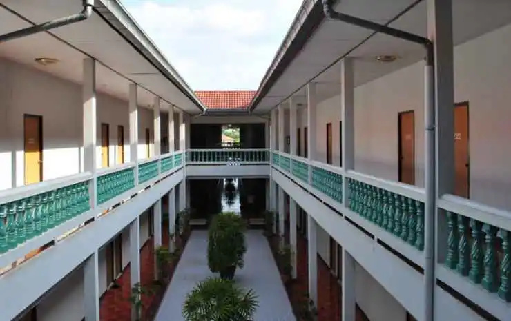Grand Mansion Hotel