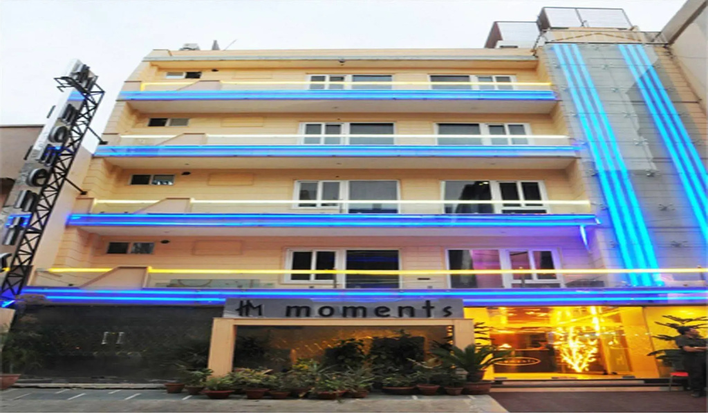 Hotel Cosmo Near BLK Hospital Karol Bagh