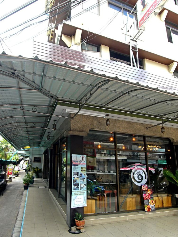 Mams House Khaosan