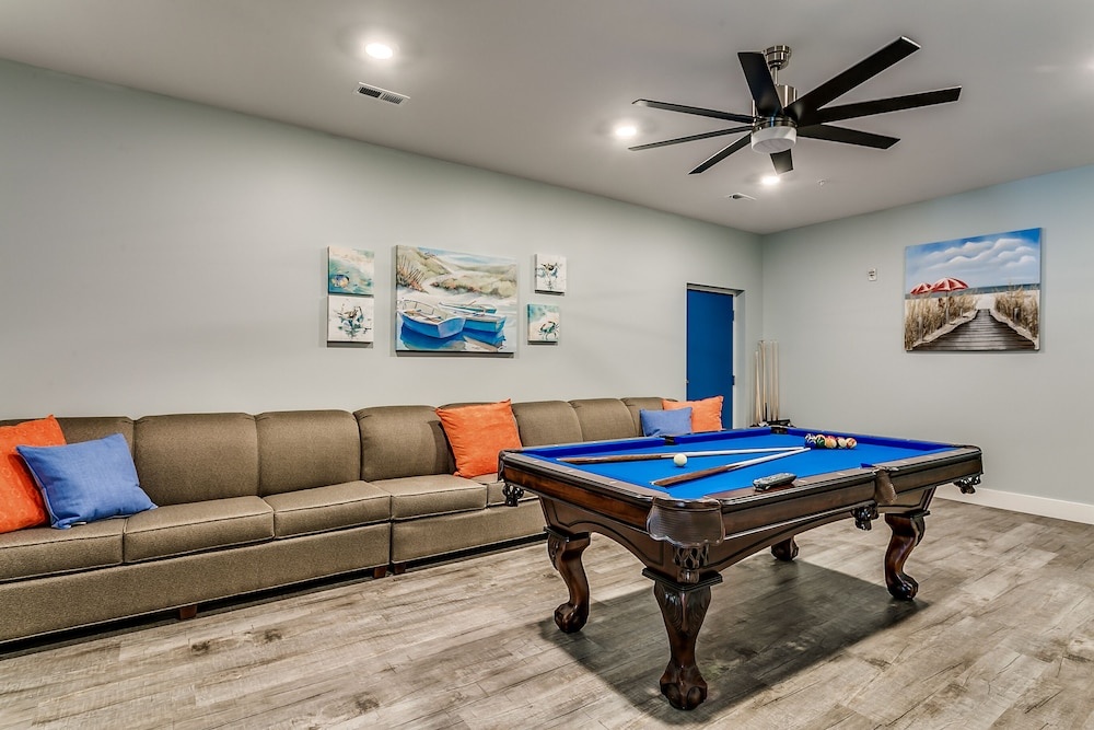 Together Resorts Cherry Grove Resort at 5401 A N Ocean Blvd