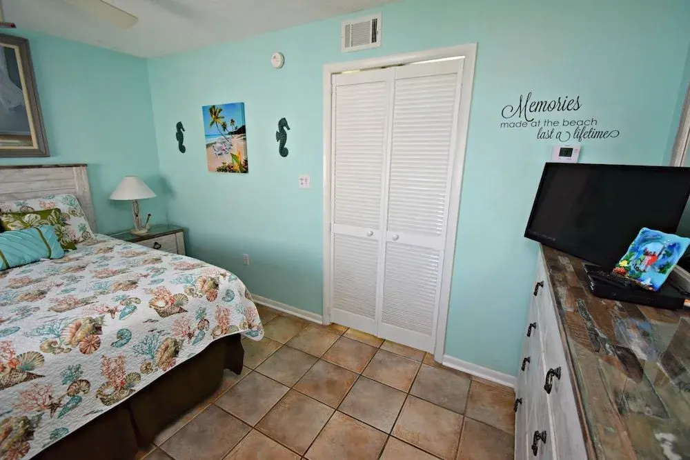 Gulf Shores Surf & Racquet Club 706A by RedAwning