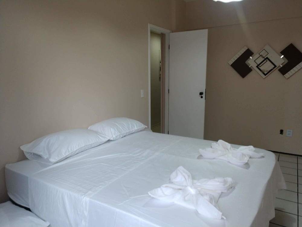 Apartamento a 200m feirinha beira mar