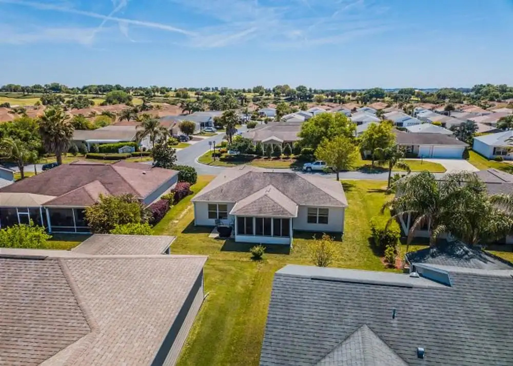 English Ivy Court 2600 by White Pelican VR