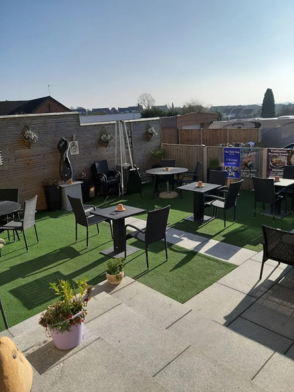 THE NEW Accommodation FREE complementary breakfast