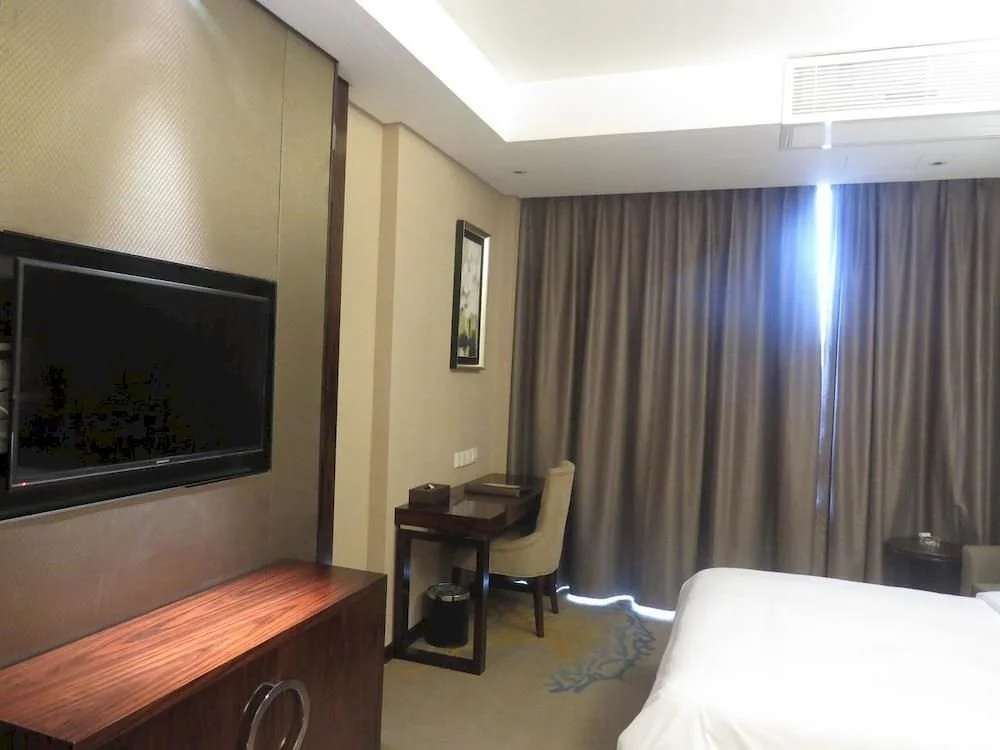 Totem Impress Hotel