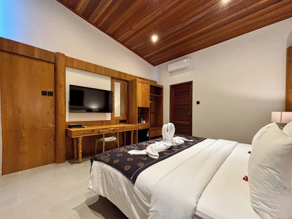 Anandinii Resort Sidemen by AGATA