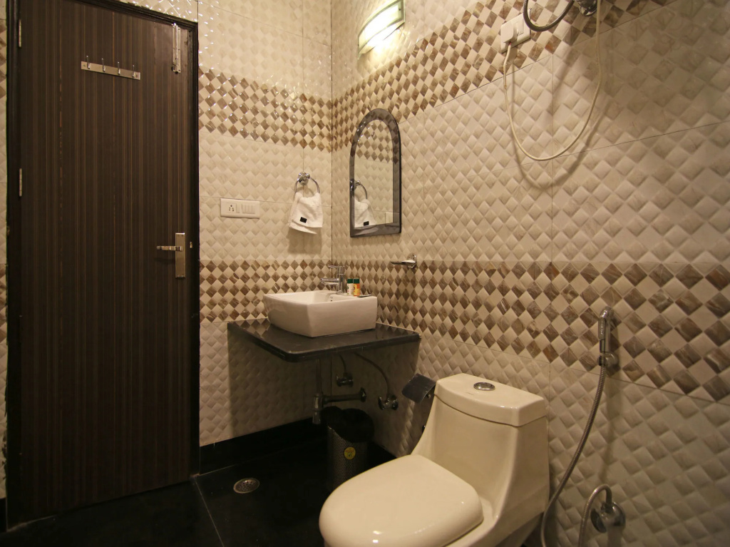 OYO Townhouse 349 Unitech Cyber Park Gurgaon