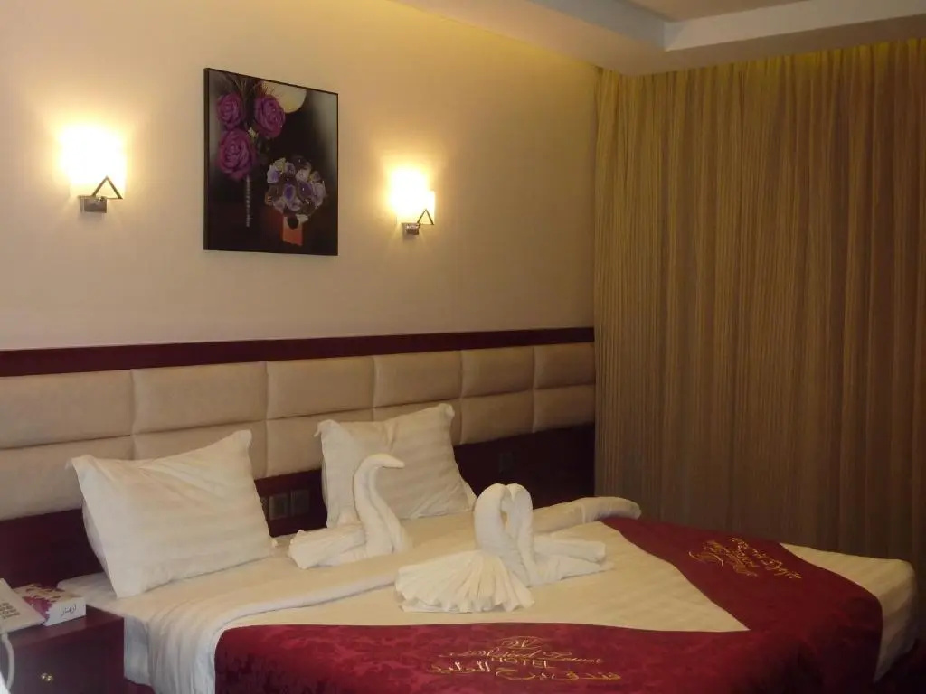 Al Waleed Tower Hotel