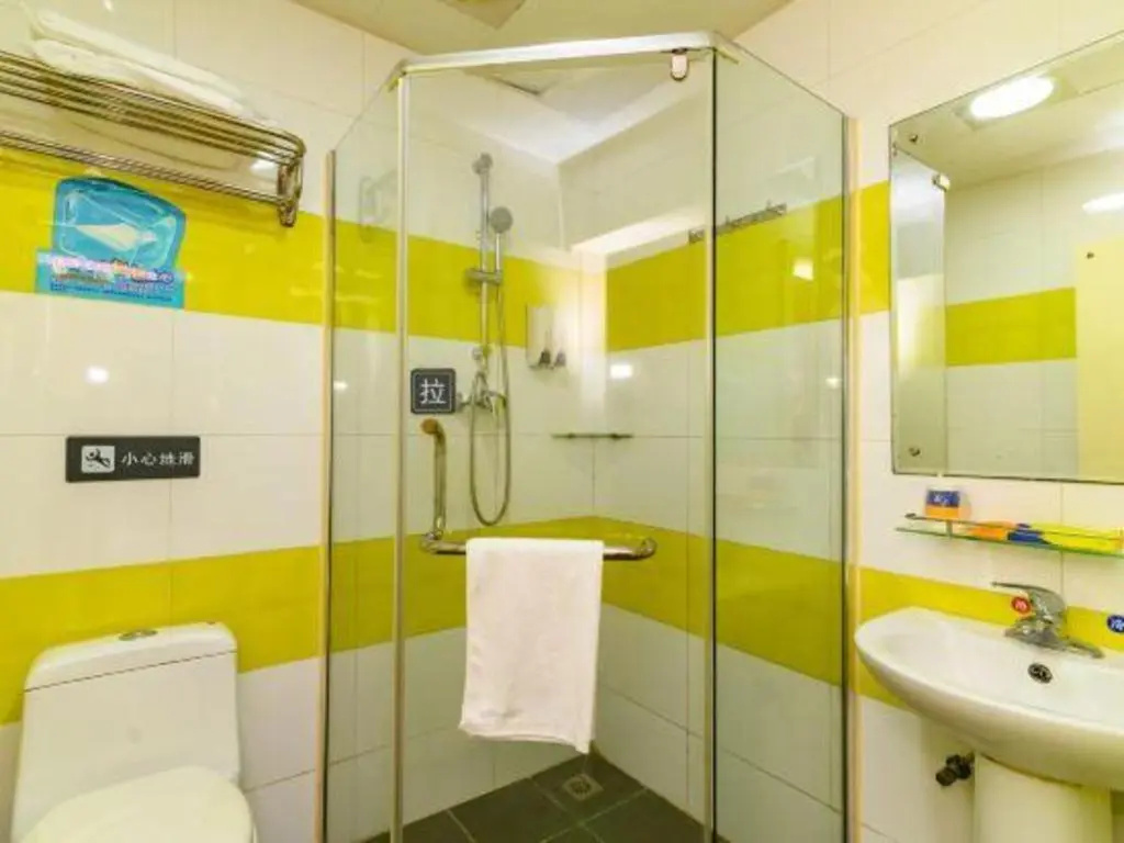7-day Chain Hotel (Zhongshan Southern District Daxin Xinduhui Branch)