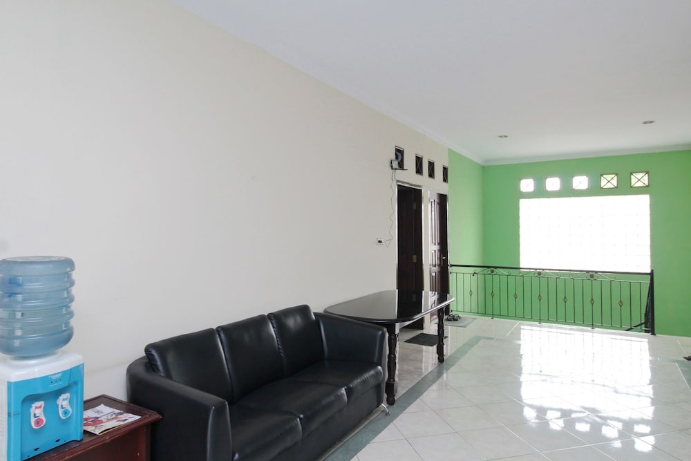 Airy Eco Syariah Cilandak Pondok Labu Dua 48 Jakarta