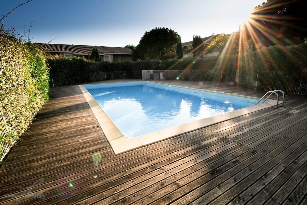 Piscine-Terrasse-Parking-Clim 4 lits