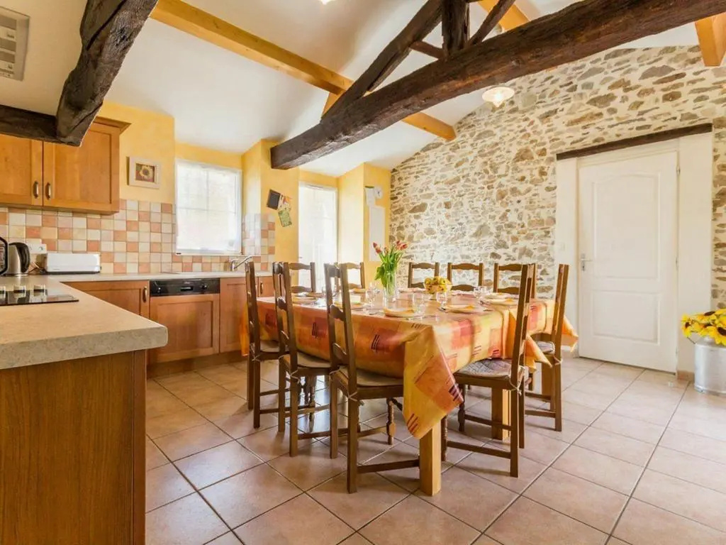 Gîte spacieux avec jardin, SPA, et équipements bébé près de Pornic - FR-1-306-1041