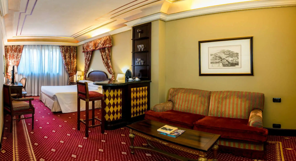River Chateau Hotel