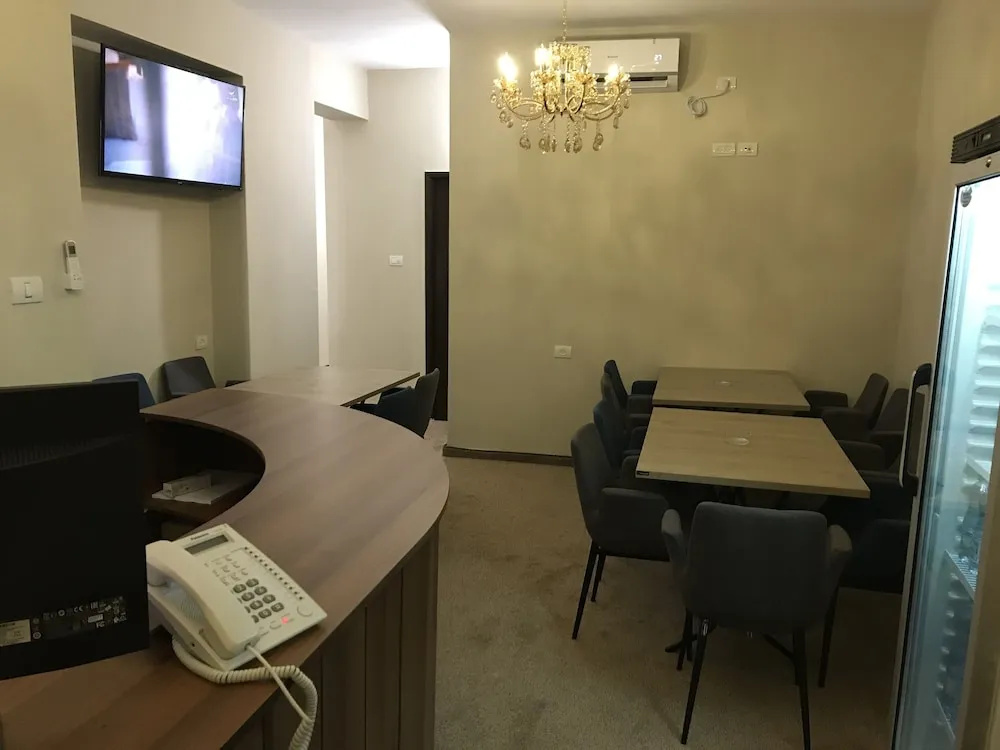 Eli Guest House