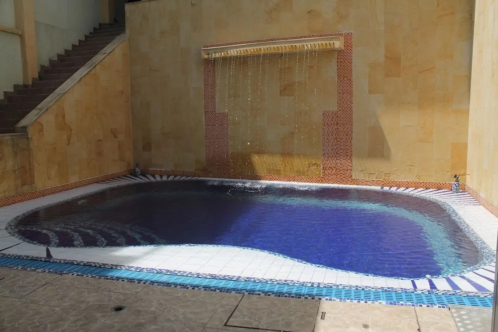 Casa hotel Tsalach